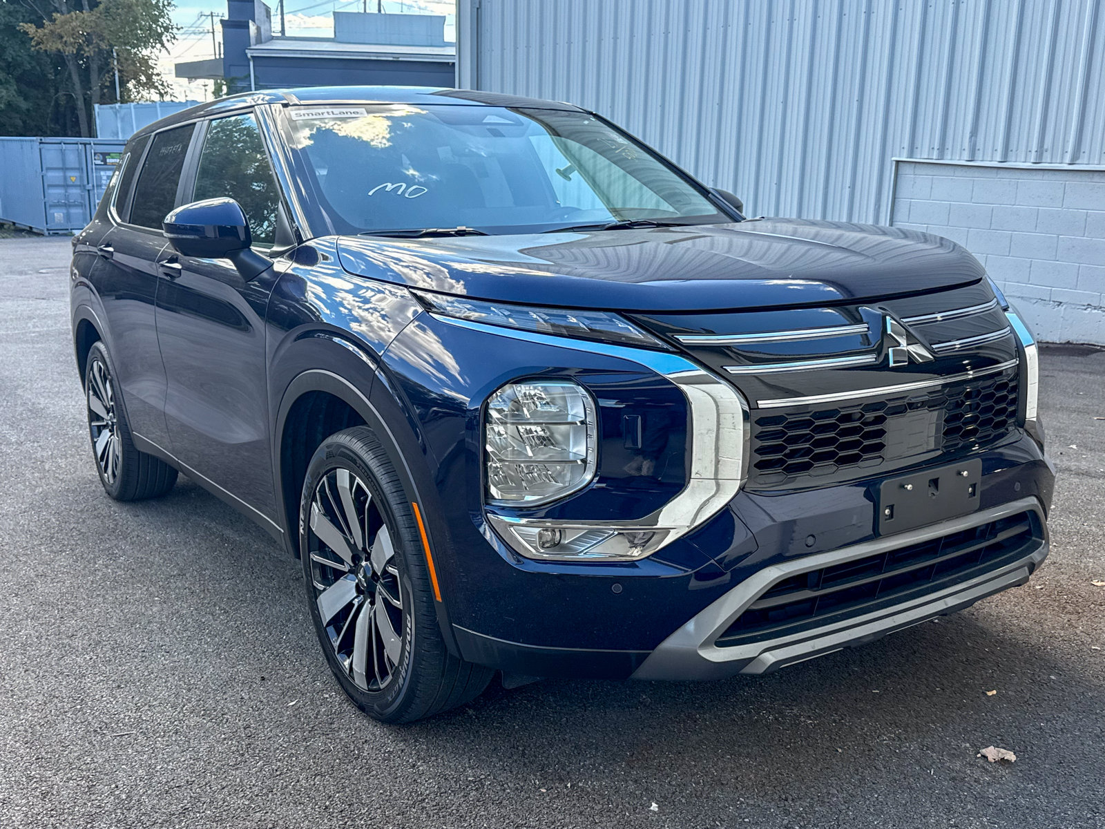 Used 2025 Mitsubishi Outlander SE SUV
