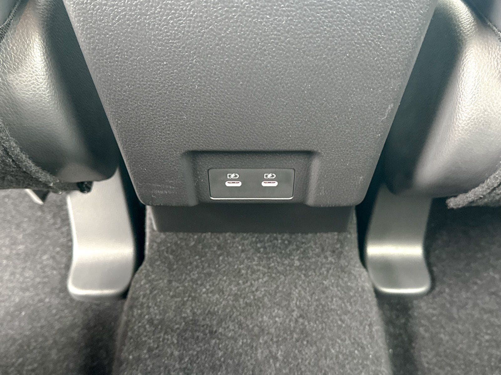 2026 Mitsubishi Eclipse Cross SE - Photo 22