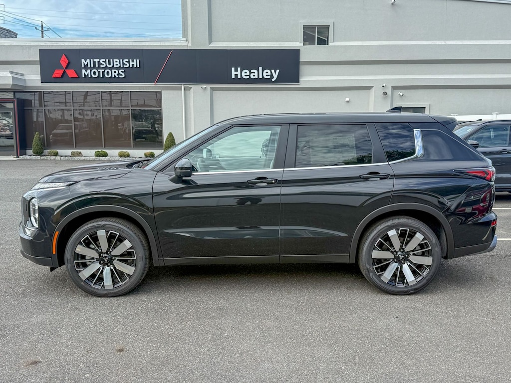 New 2026 Mitsubishi Outlander SUV