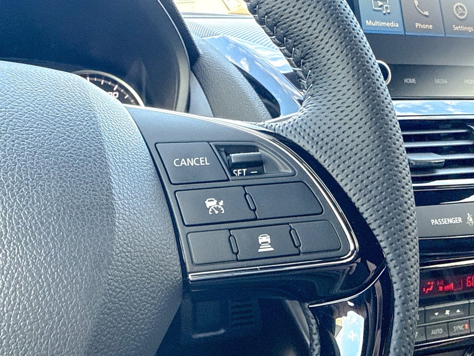 2026 Mitsubishi Eclipse Cross Black Edition - Photo 45