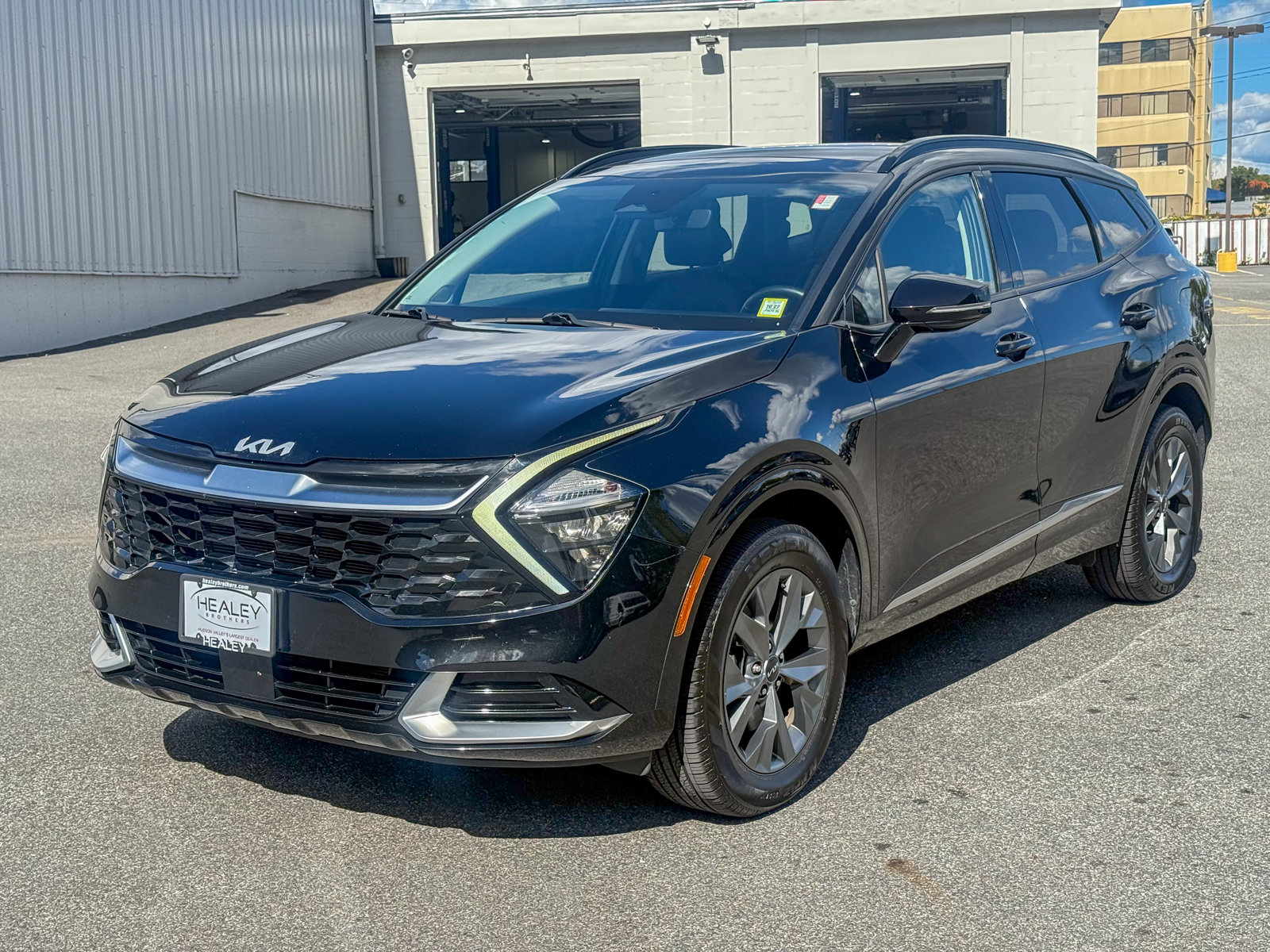 Used 2023 Kia Sportage SX SUV
