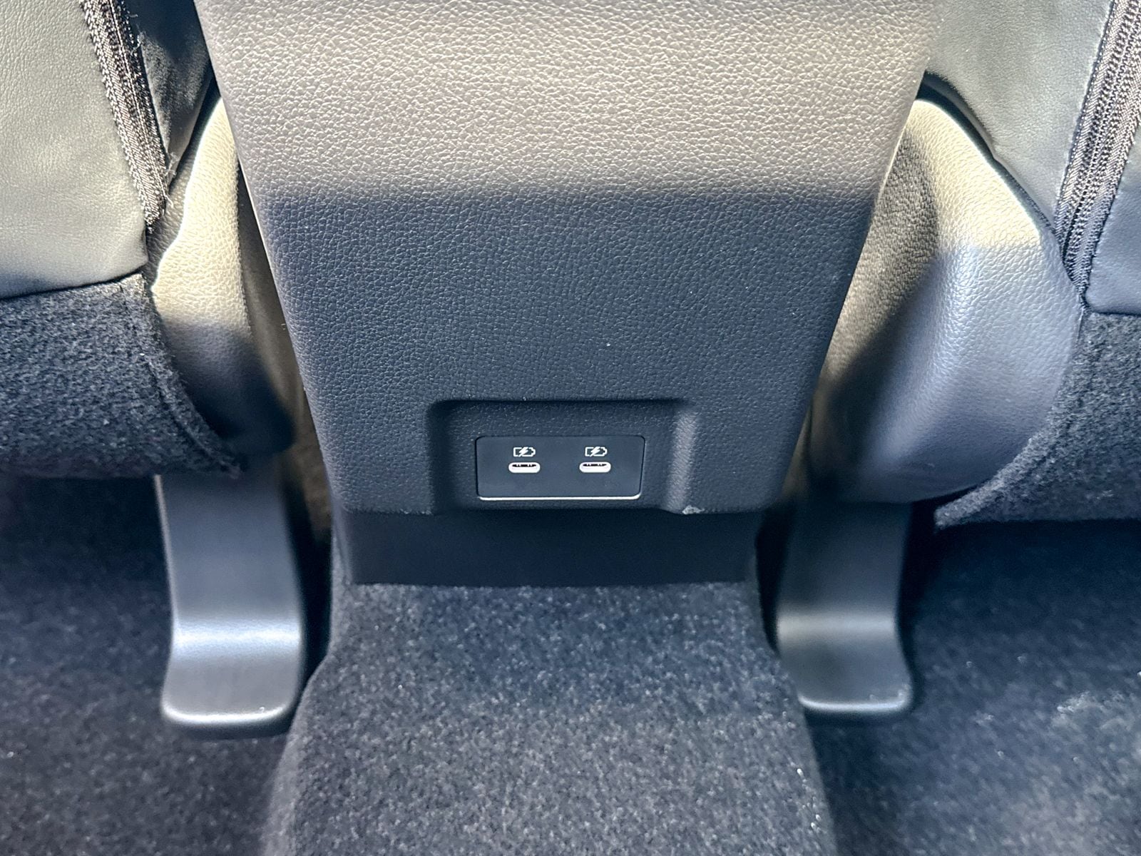 2026 Mitsubishi Eclipse Cross SE - Photo 22