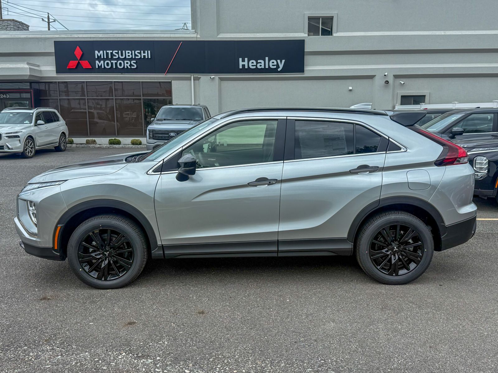 2026 Mitsubishi Eclipse Cross Black Edition - Photo 4
