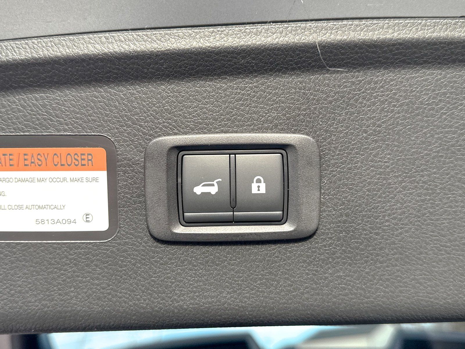 2026 Mitsubishi Eclipse Cross Black Edition - Photo 15