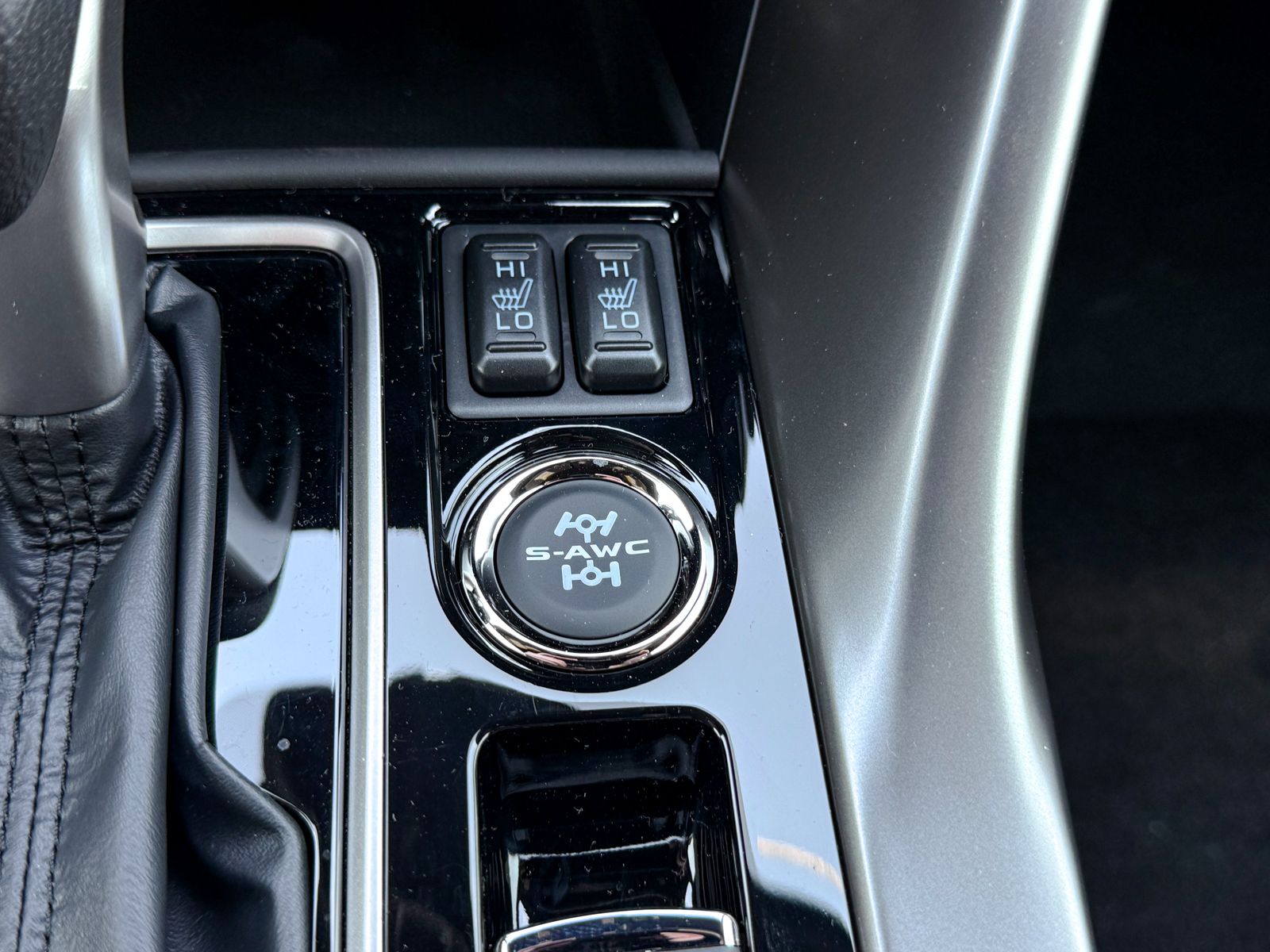 2026 Mitsubishi Eclipse Cross Black Edition - Photo 36