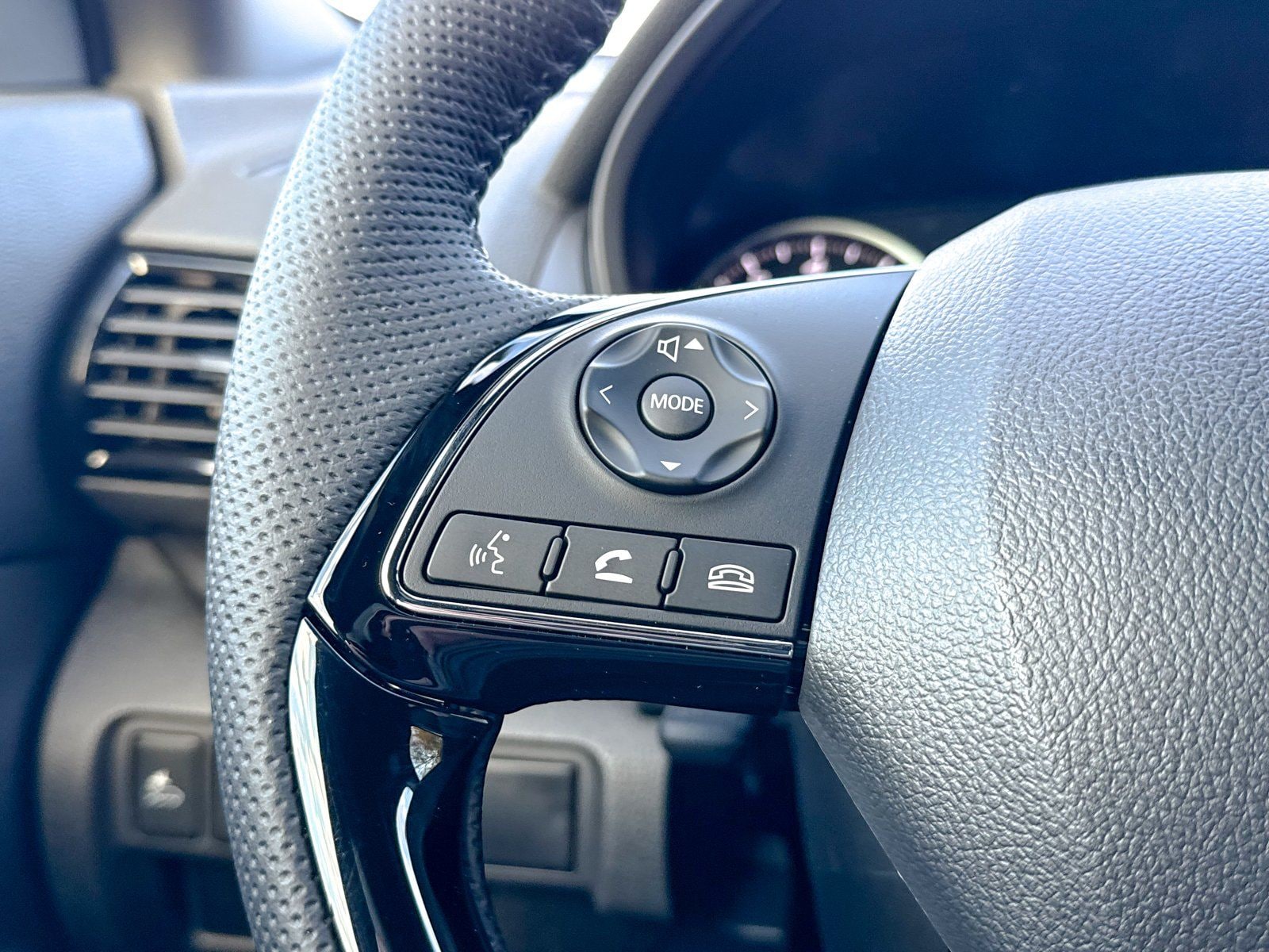 2026 Mitsubishi Eclipse Cross Black Edition - Photo 44