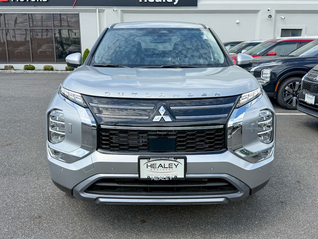 New 2026 Mitsubishi Outlander SE SUV