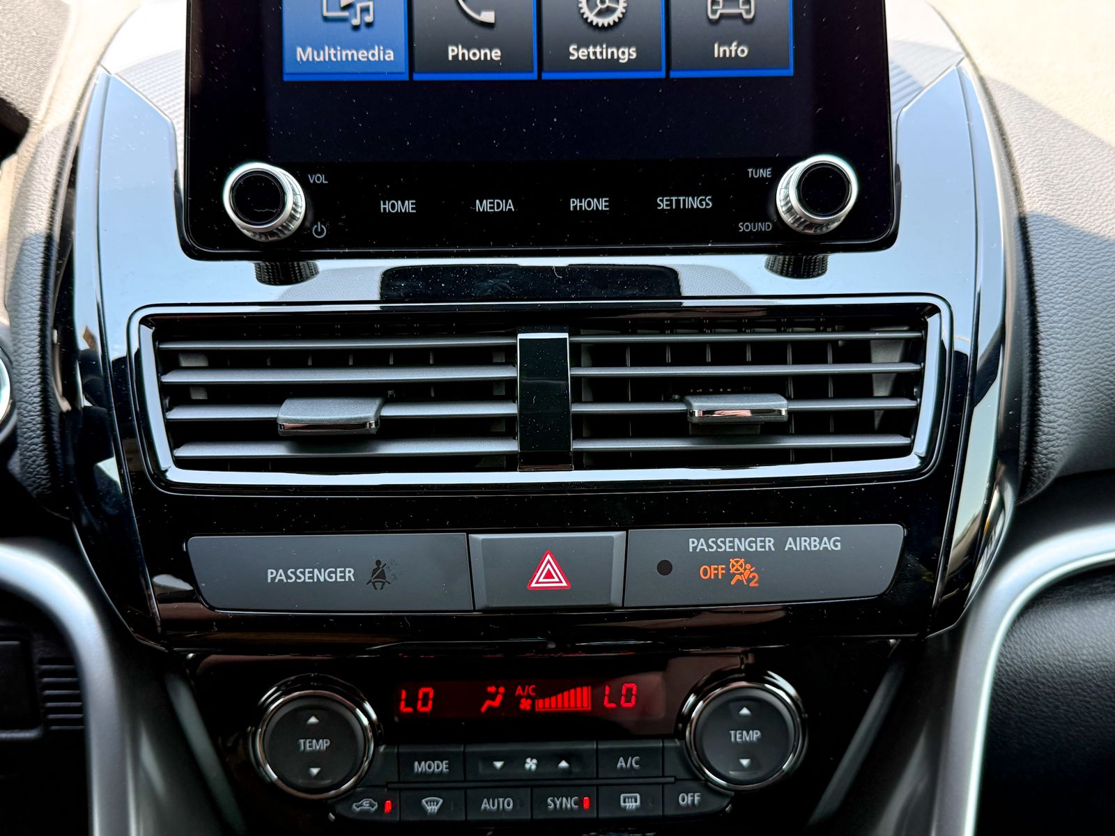 2026 Mitsubishi Eclipse Cross Black Edition - Photo 27