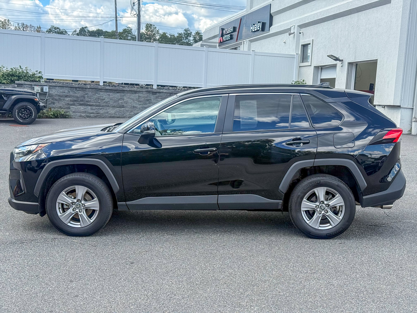 Used 2025 Toyota RAV4 XLE SUV