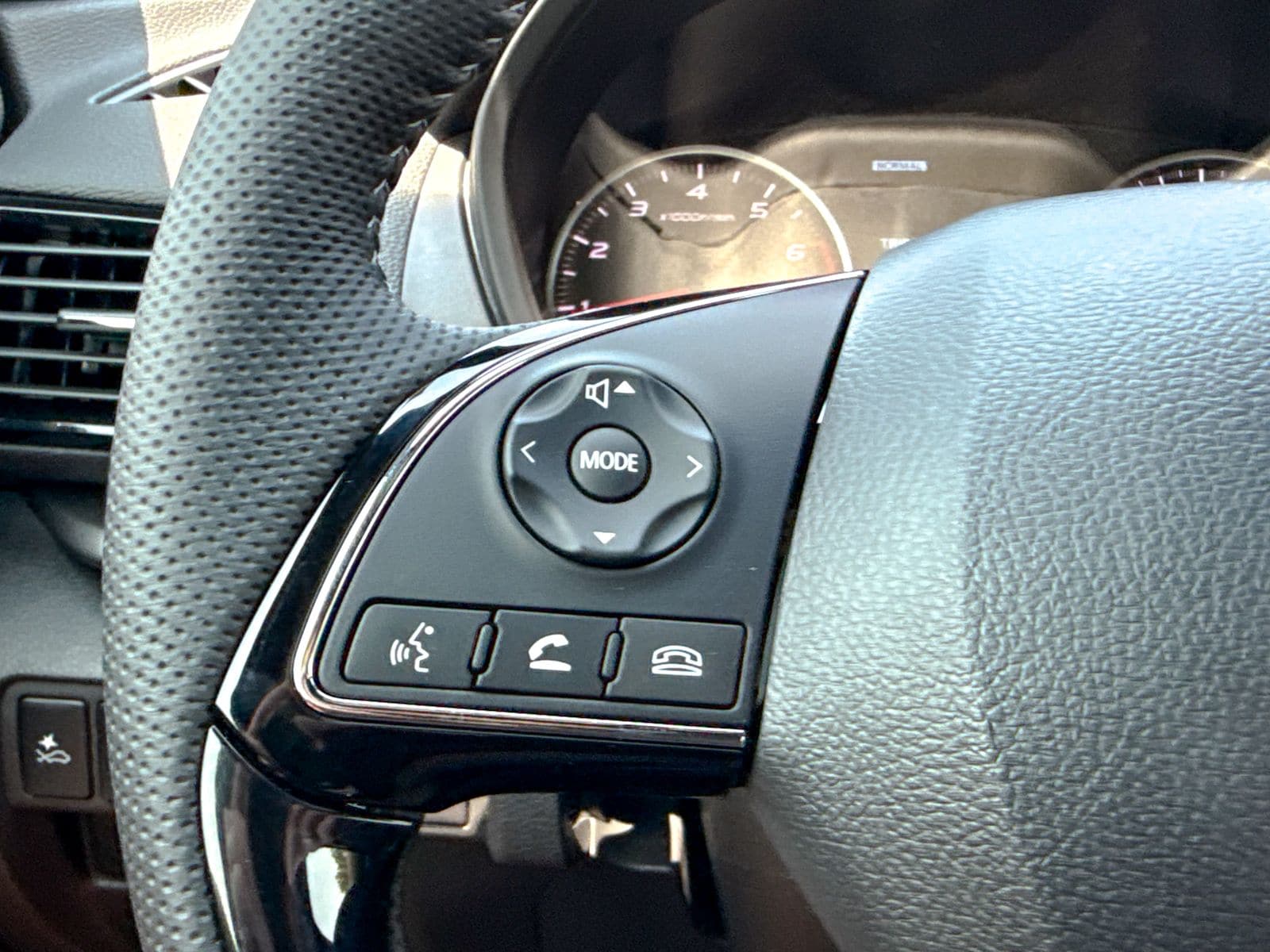 2026 Mitsubishi Eclipse Cross Black Edition - Photo 43