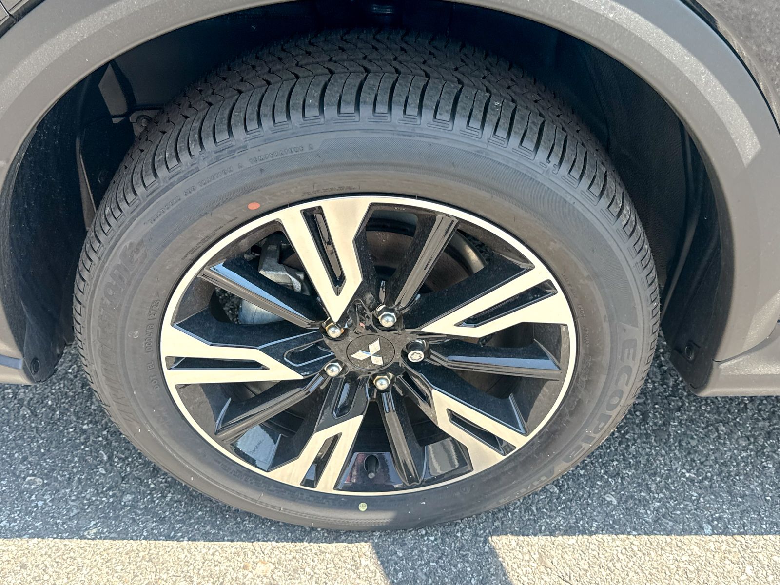 2026 Mitsubishi Eclipse Cross SE - Photo 8
