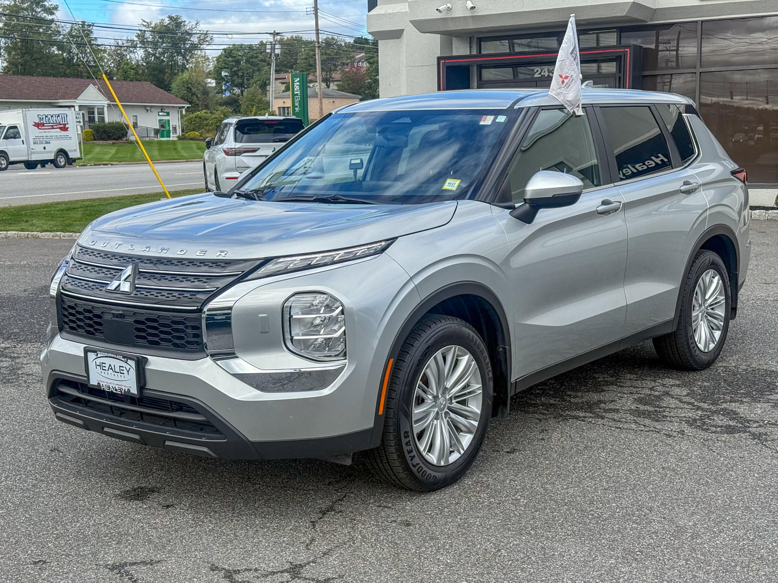 Certified 2023 Mitsubishi Outlander ES SUV