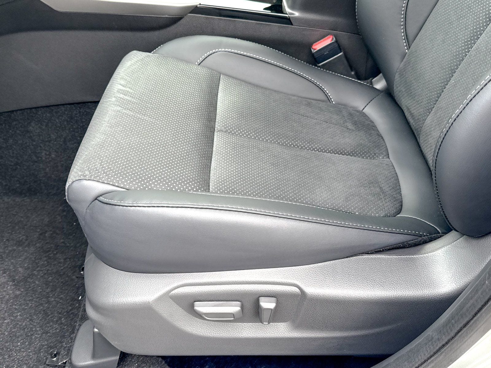 2026 Mitsubishi Eclipse Cross SE - Photo 19