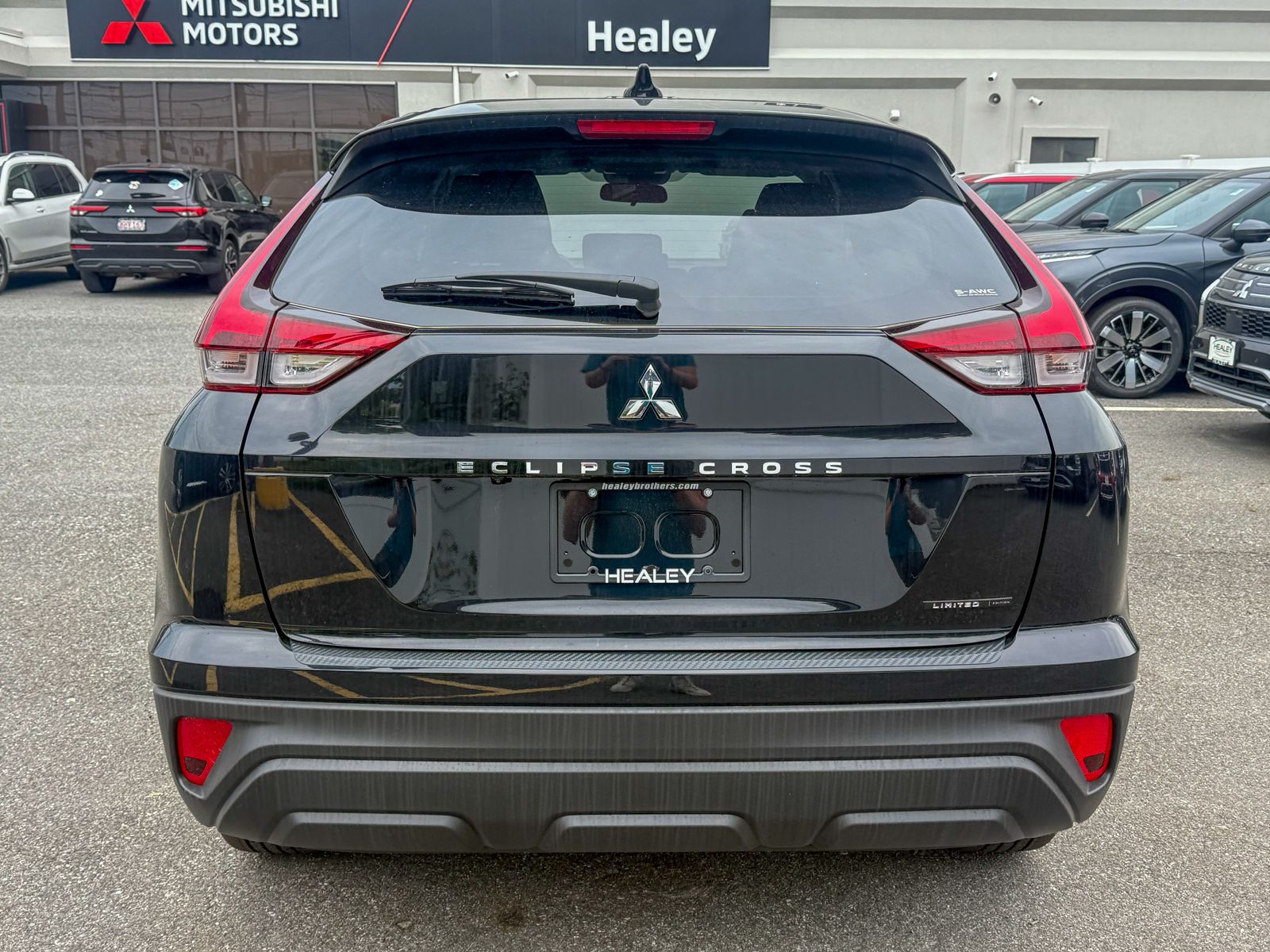 2026 Mitsubishi Eclipse Cross LE - Photo 6