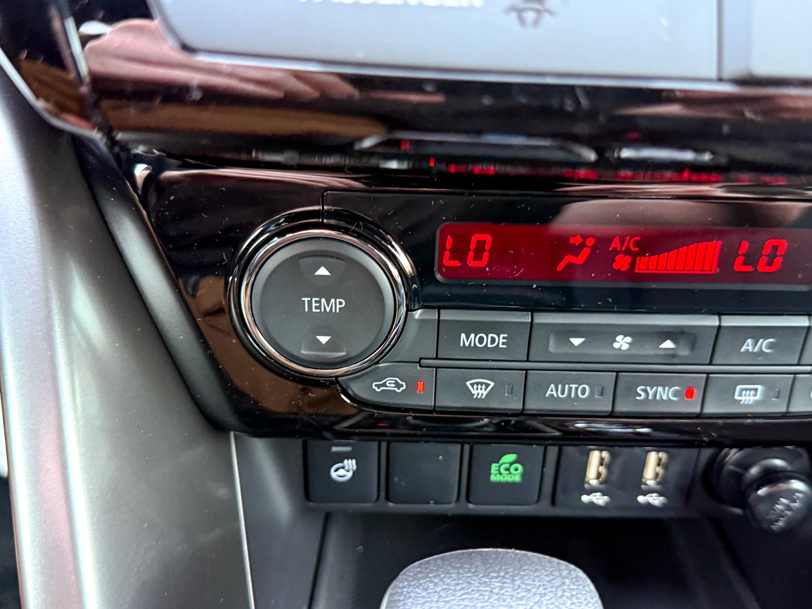 2026 Mitsubishi Eclipse Cross Black Edition - Photo 31