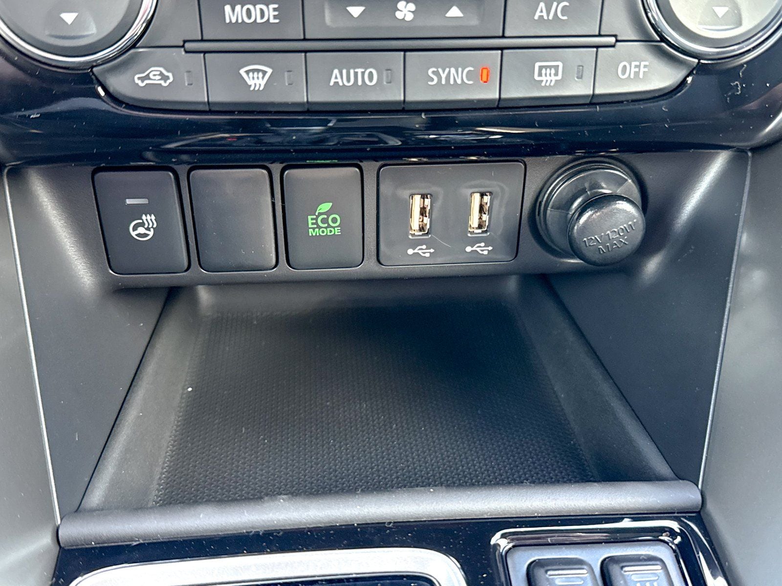 2026 Mitsubishi Eclipse Cross Black Edition - Photo 35