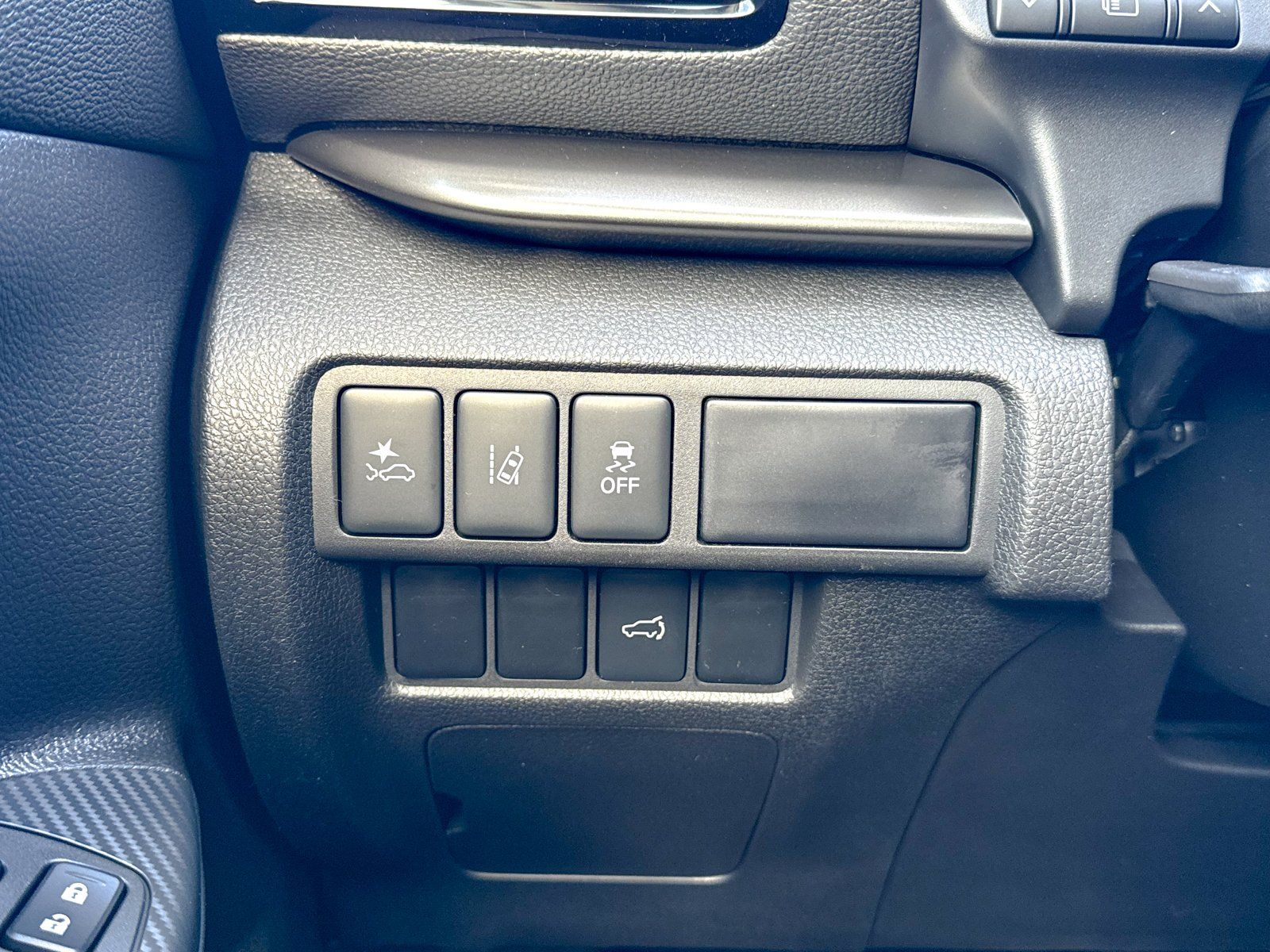 2026 Mitsubishi Eclipse Cross Black Edition - Photo 42