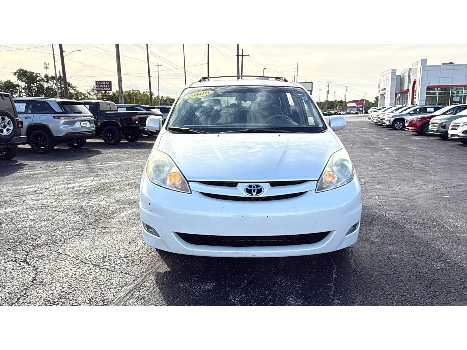 Used 2006 Toyota Sienna XLE with VIN 5TDZA22C56S446755 for sale in Elkhart, IN