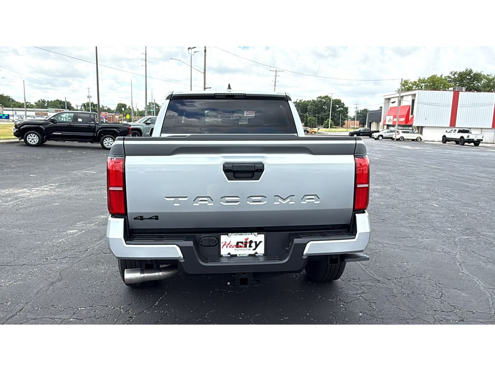2026 Toyota Tacoma TRD Sport - Photo 6