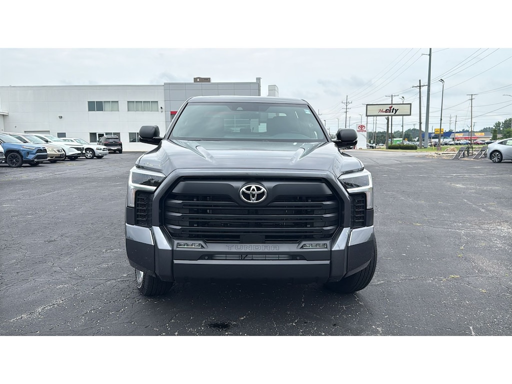 New 2026 Toyota Tundra SR5 SR5 CREWMAX 5.5