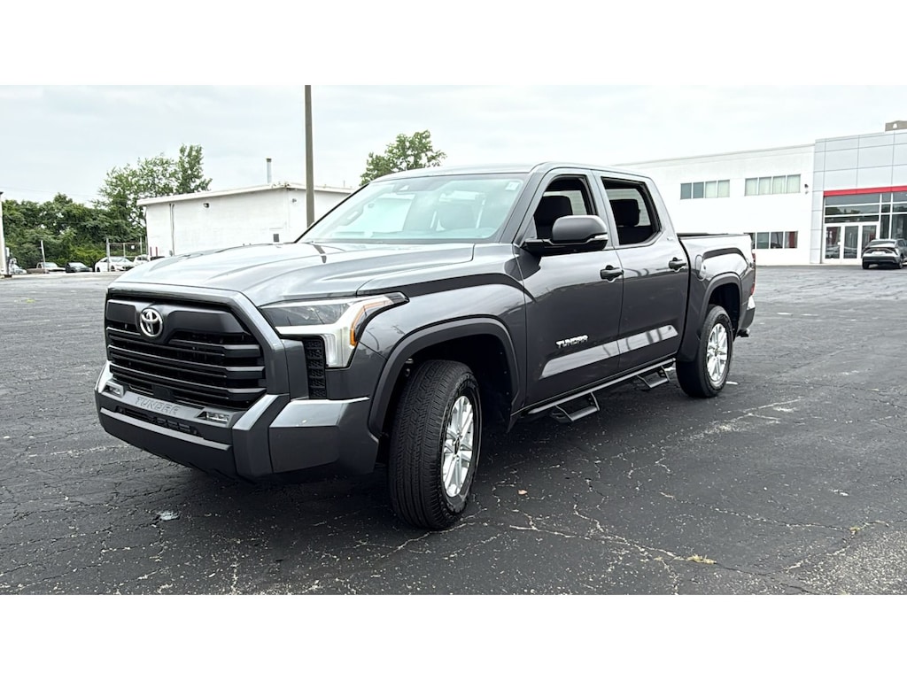 New 2026 Toyota Tundra SR5 SR5 CREWMAX 5.5