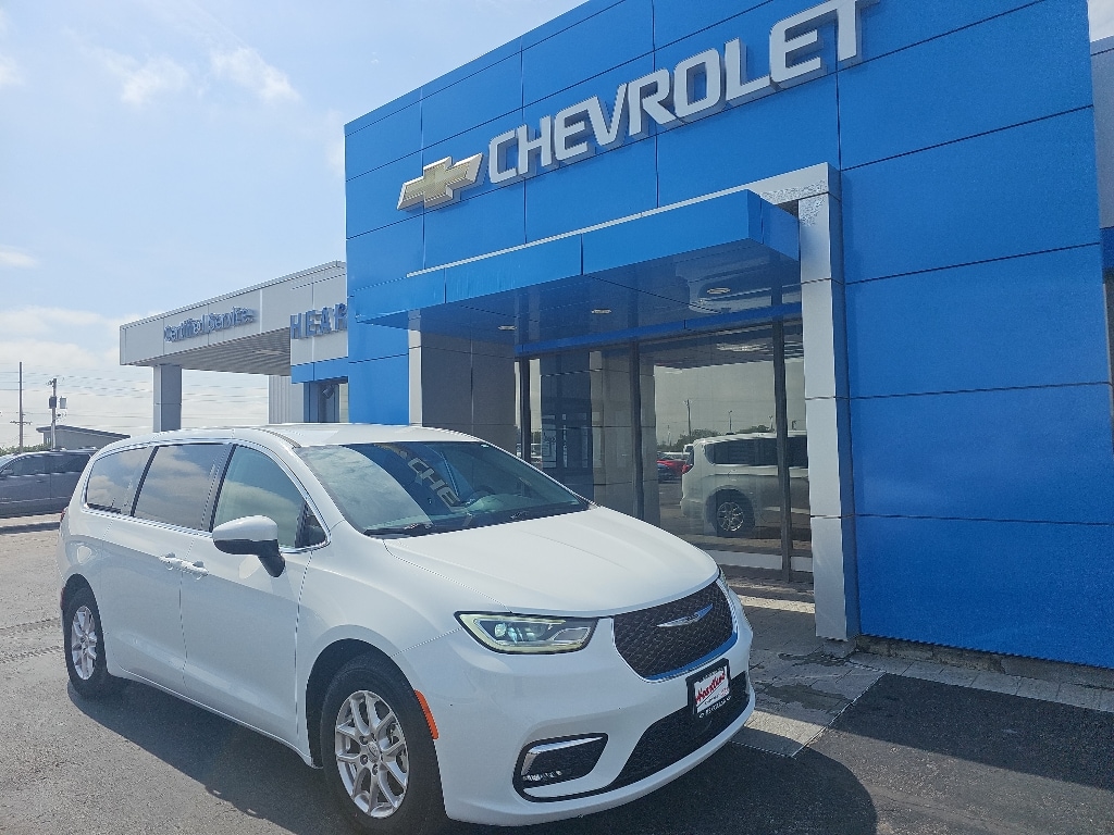 2023 Chrysler Pacifica Touring L