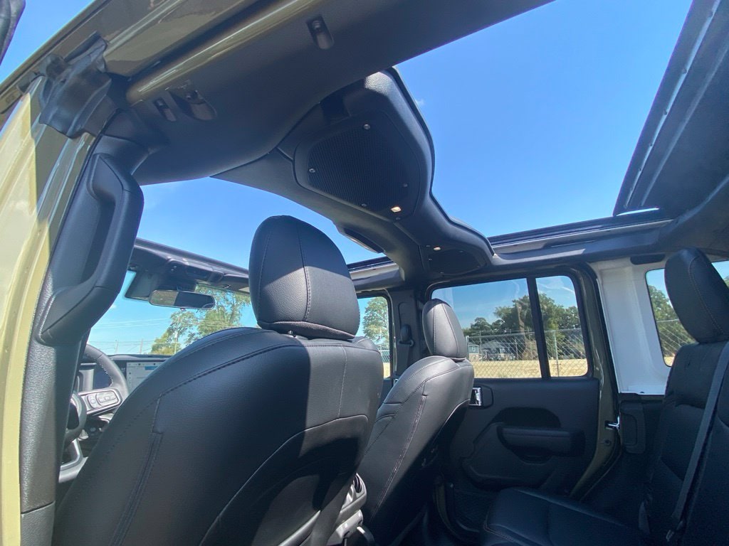 2025 Jeep Wrangler 4-Door Willys - Photo 34