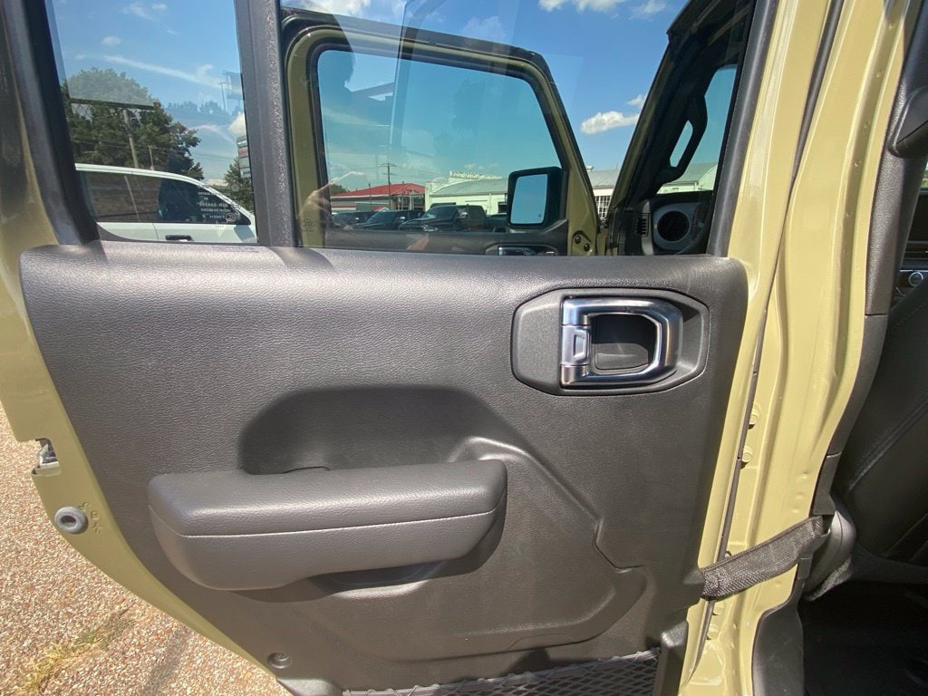 2025 Jeep Wrangler 4-Door Willys - Photo 26