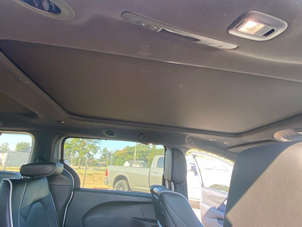 2026 Chrysler Pacifica Limited - Photo 17
