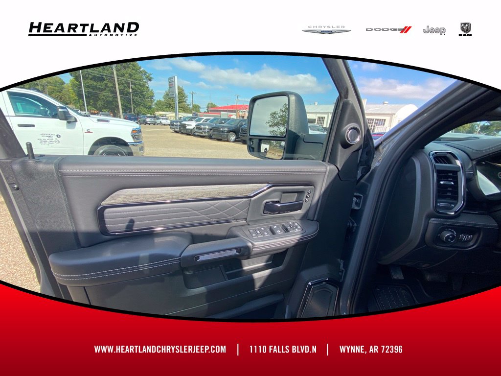 2026 RAM 3500 Limited - Photo 19