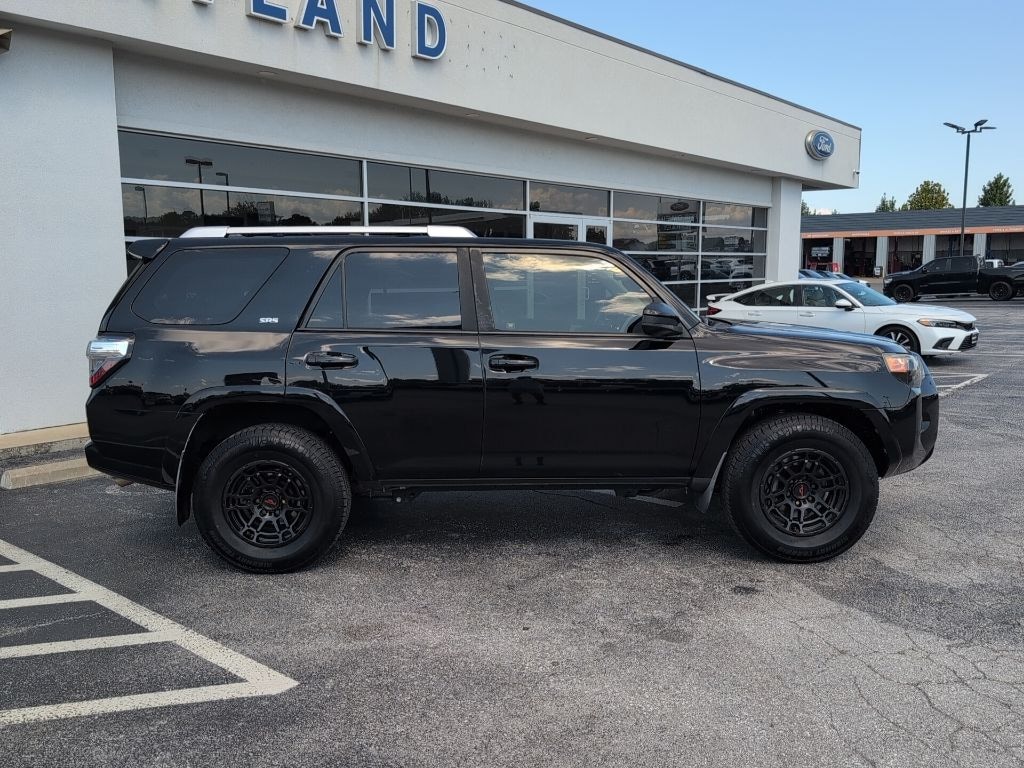 Used 2015 Toyota 4Runner SR5 SUV