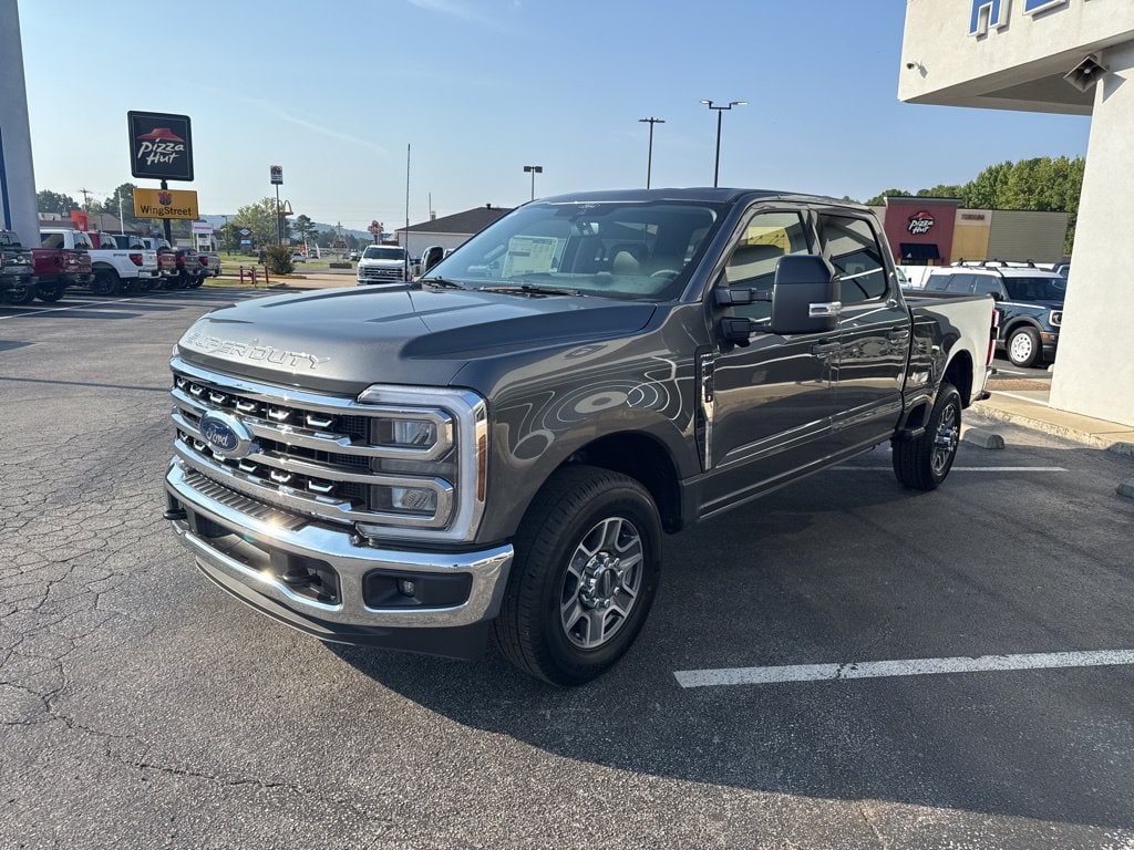 New 2026 Ford F-350SD Lariat Truck