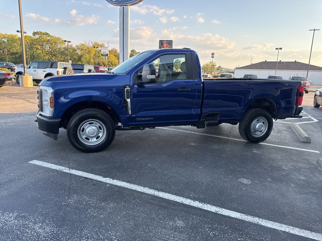 2026 Ford F-350 Super Duty XL - Photo 7