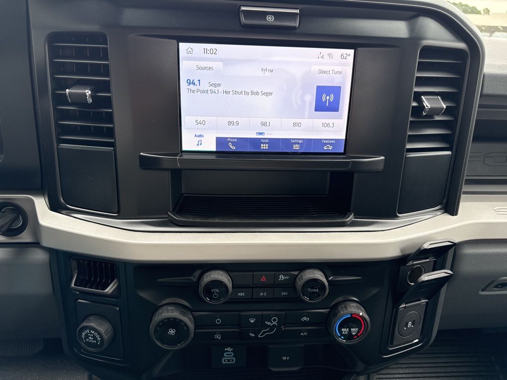 2026 Ford F-250 Super Duty XL - Photo 14
