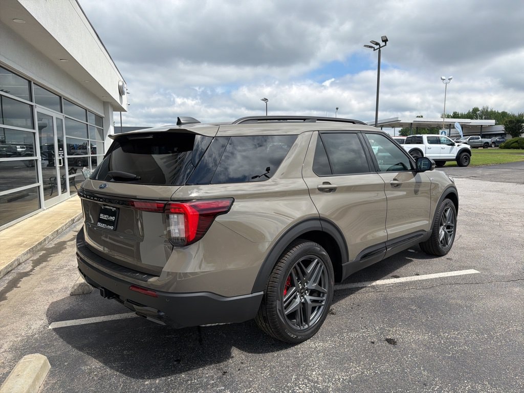 New 2026 Ford Explorer ST-Line SUV