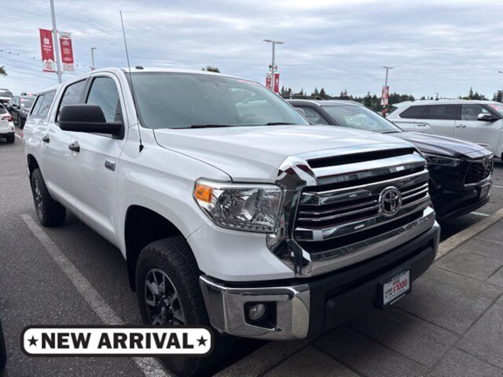 Used 2017 Toyota Tundra SR5 5.7L V8 Truck CrewMax