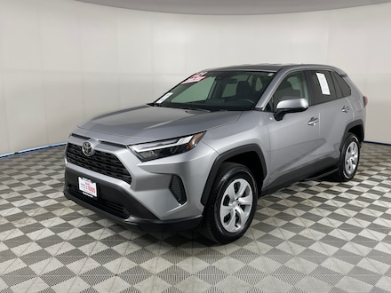 2025 Toyota RAV4 LE SUV