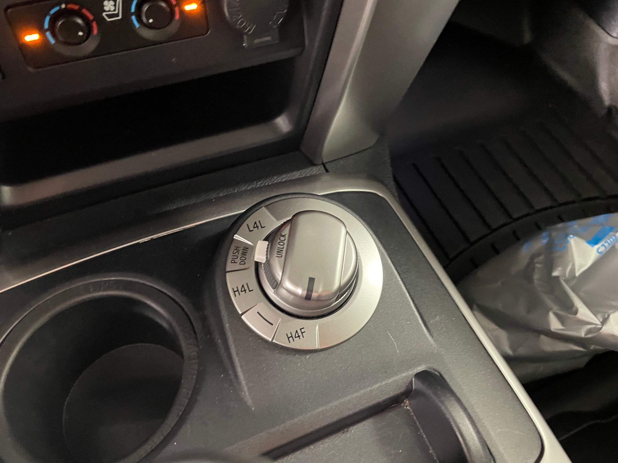2023 Toyota 4Runner Limited - Photo 8