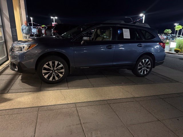 Used 2017 Subaru Outback 2.5i Limited with SUV