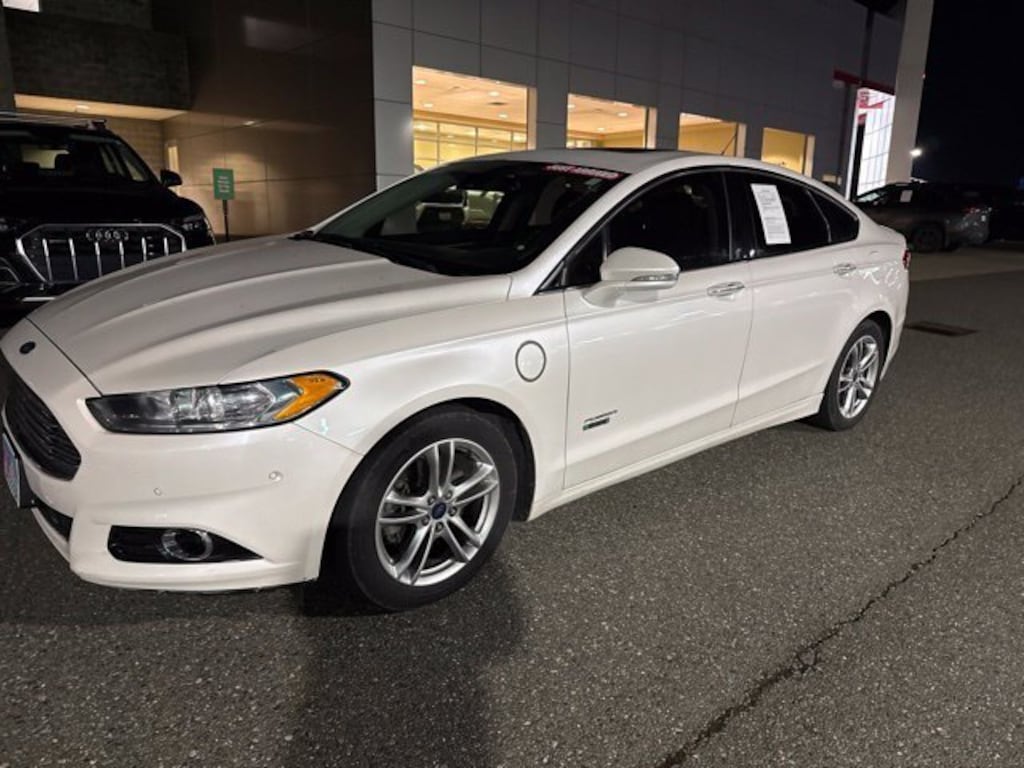Used 2016 Ford Fusion Energi Titanium Sedan