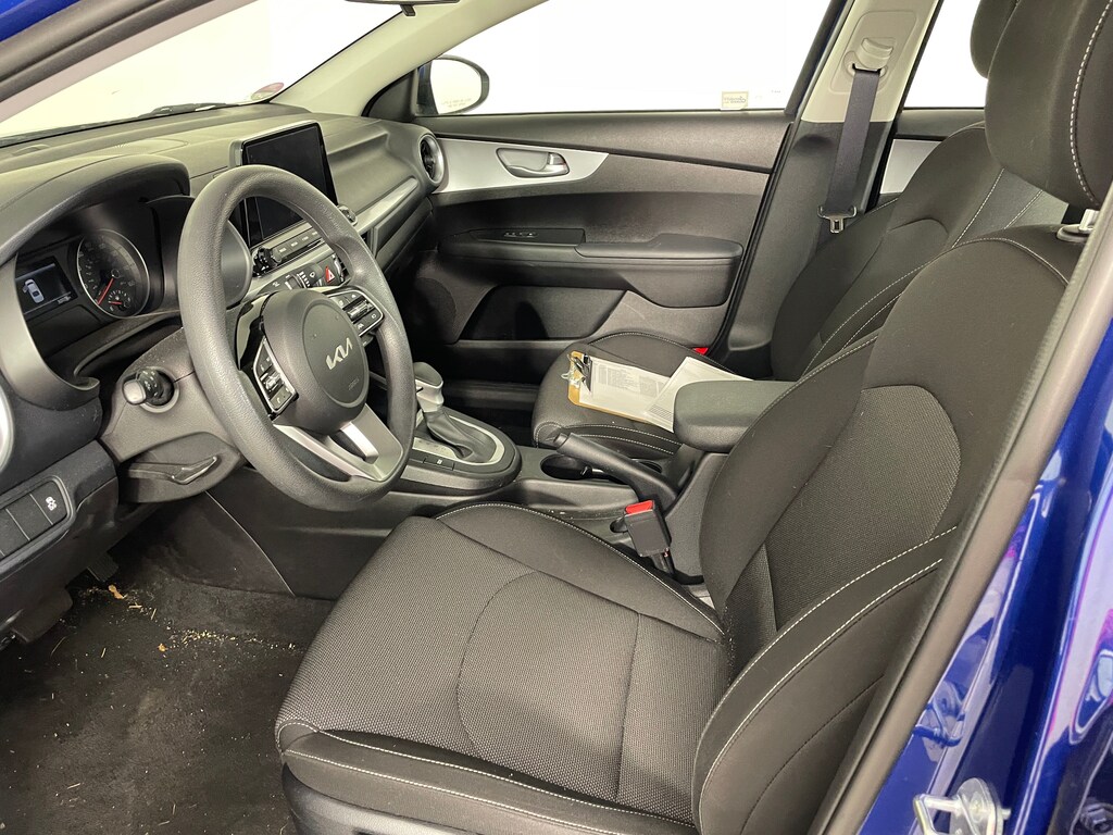 Used 2023 Kia Forte LXS Sedan
