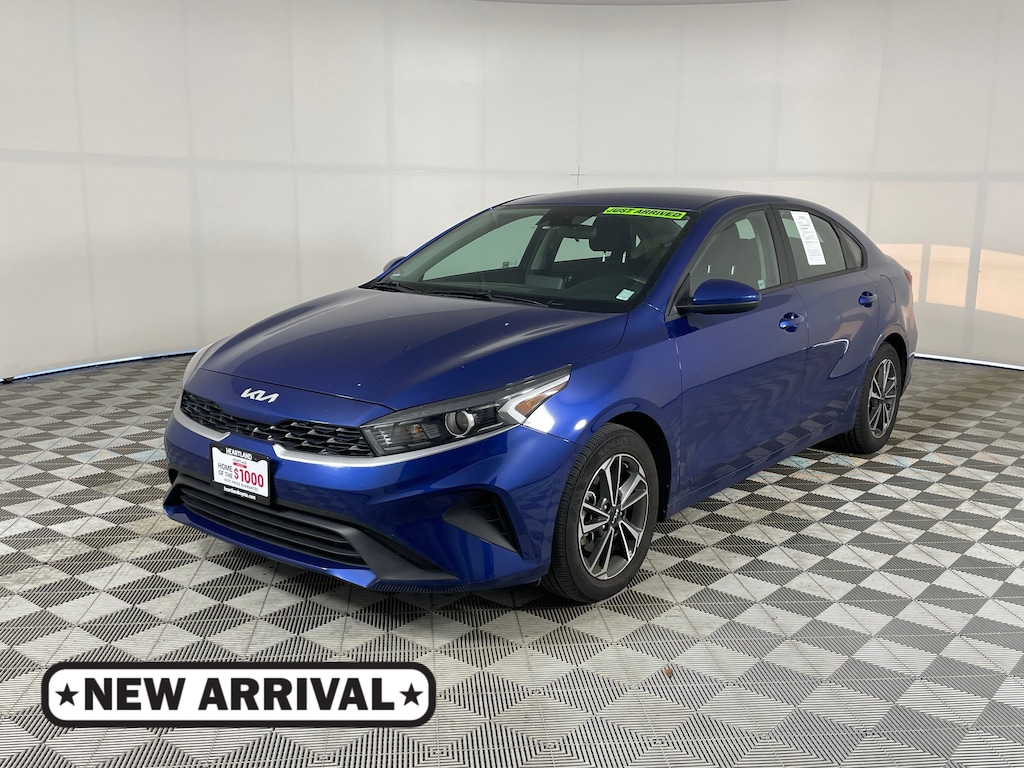 Used 2023 Kia Forte LXS Sedan