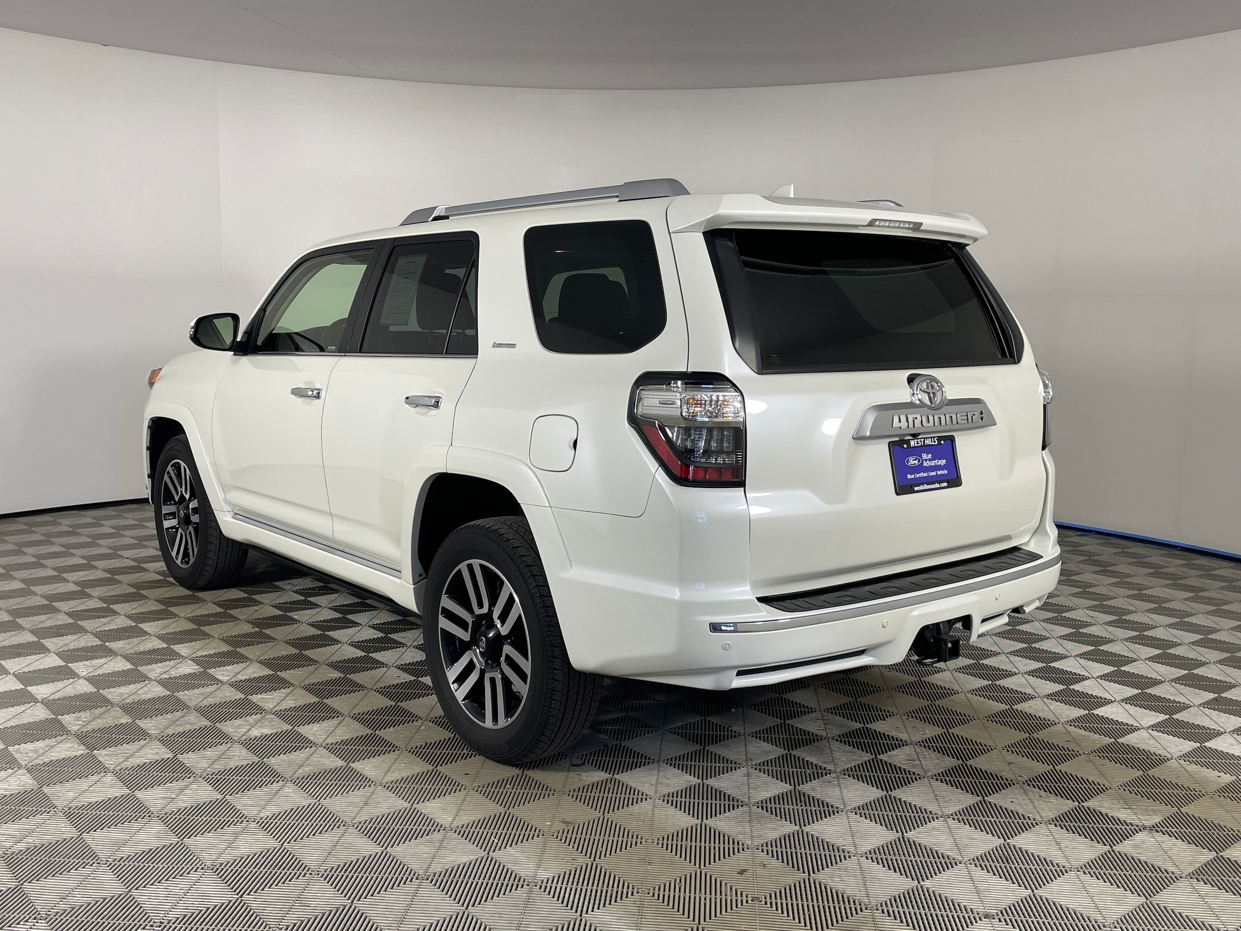 2023 Toyota 4Runner Limited - Photo 21