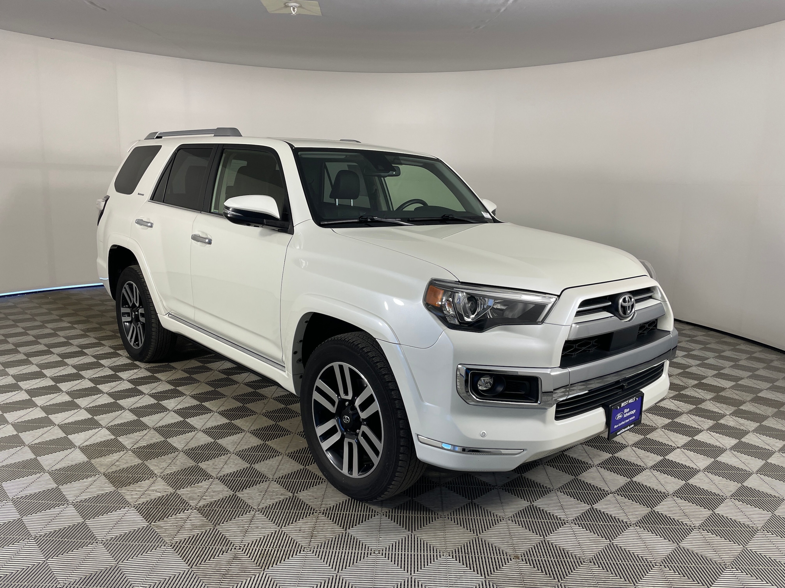 2023 Toyota 4Runner Limited - Photo 24