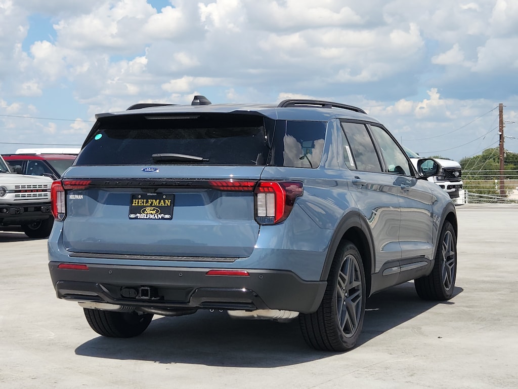 New 2026 Ford Explorer ST-Line SUV