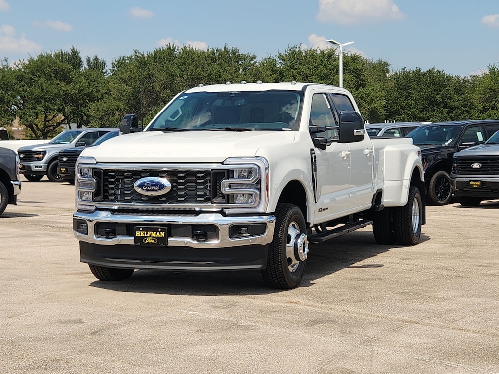 New 2026 Ford Super Duty F-350® Lariat® TRUCK