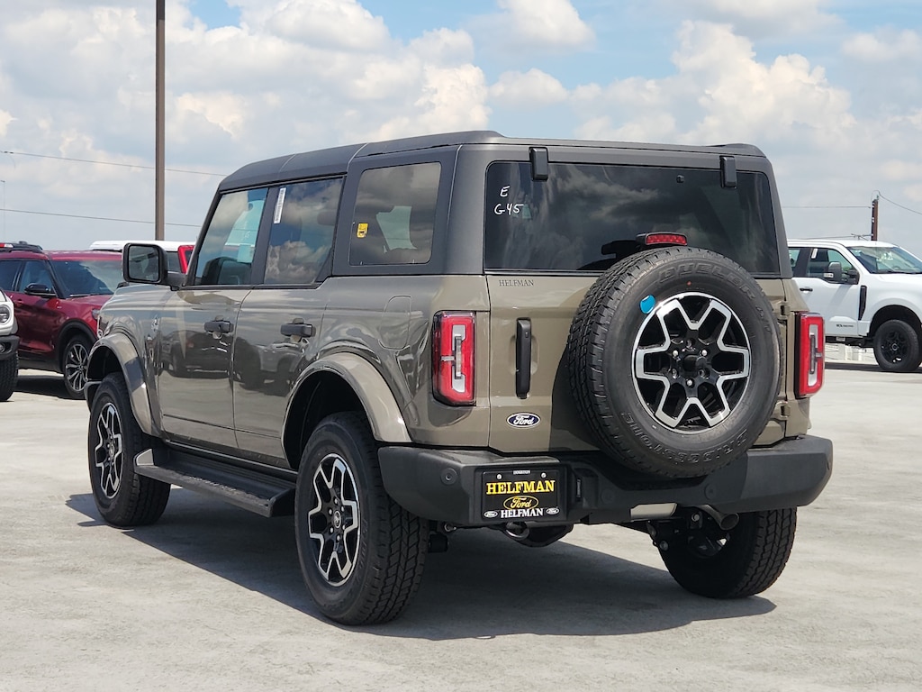 New 2026 Ford Bronco Outer Banks® SUV