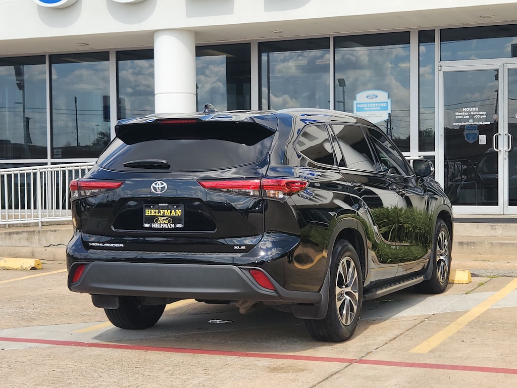 Used 2022 Toyota Highlander XLE SUV