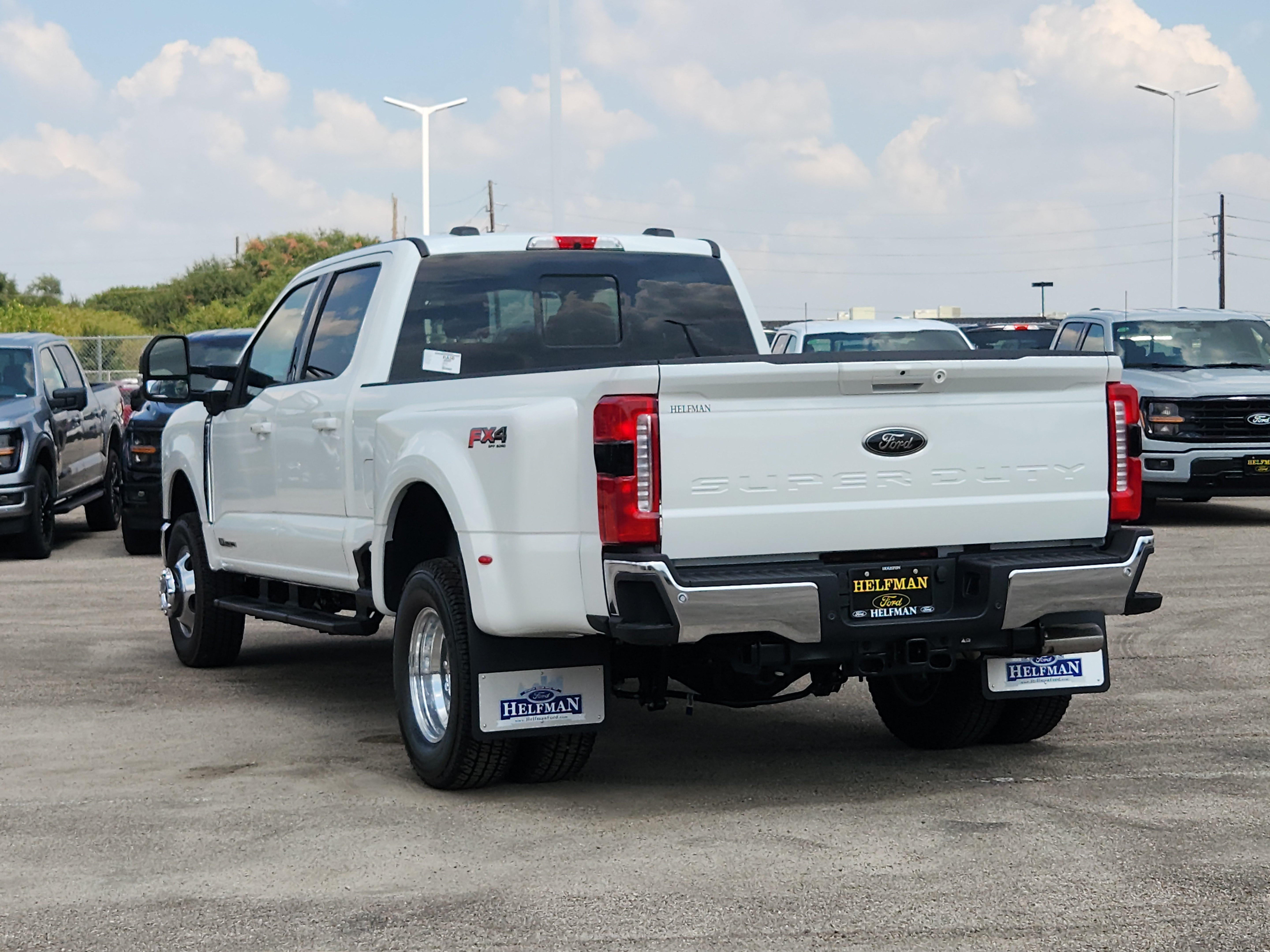 New 2026 Ford Super Duty F-350® Lariat® TRUCK