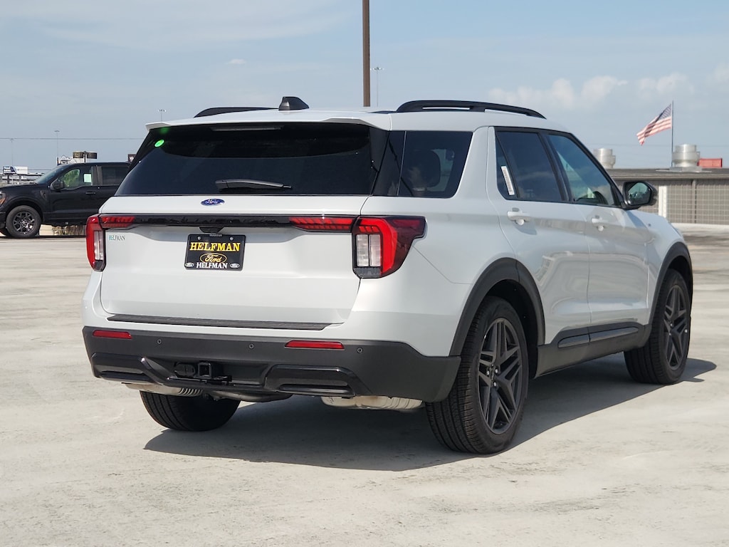 New 2026 Ford Explorer ST-Line SUV
